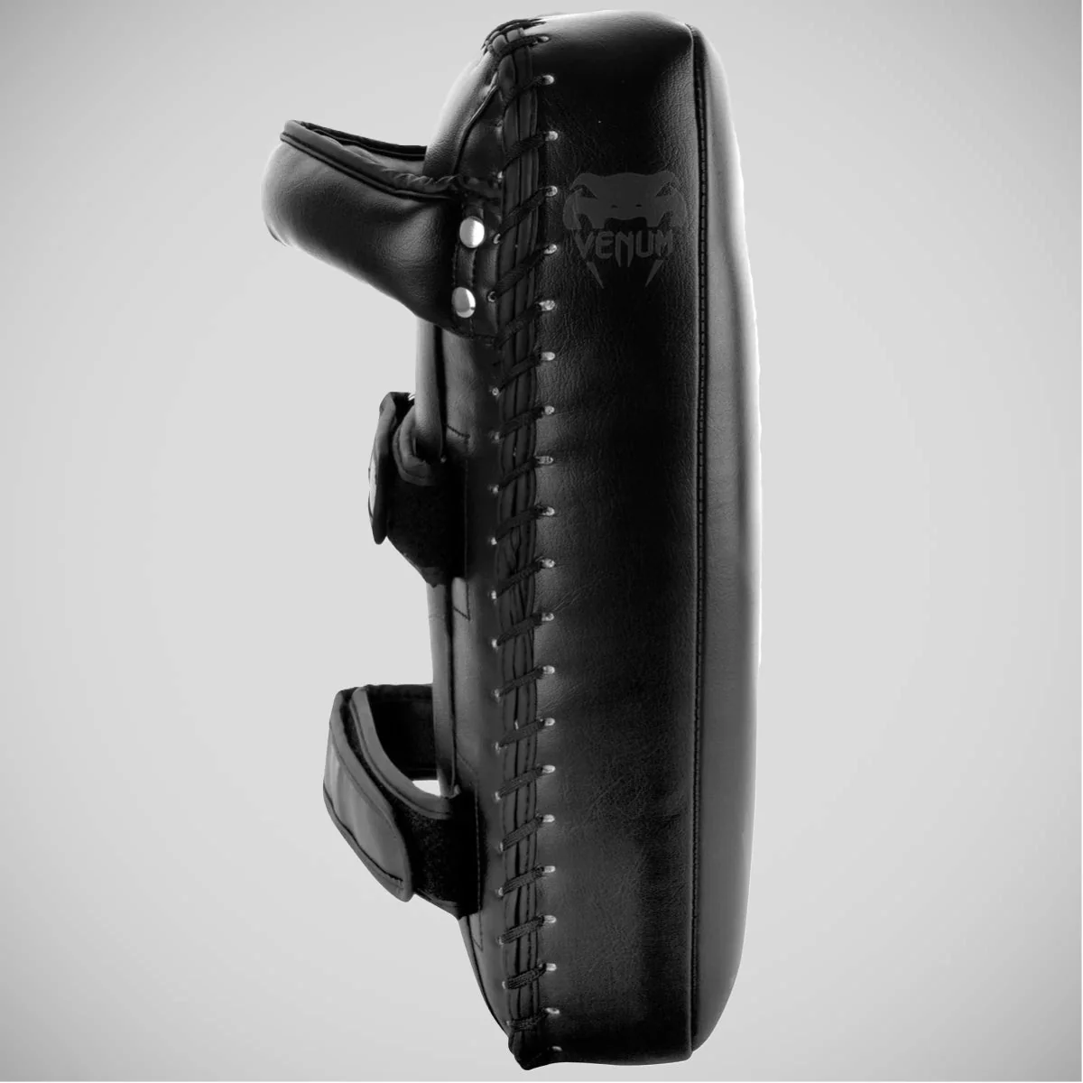 Venum Giant Muay Thai Kick Pads - Image 2