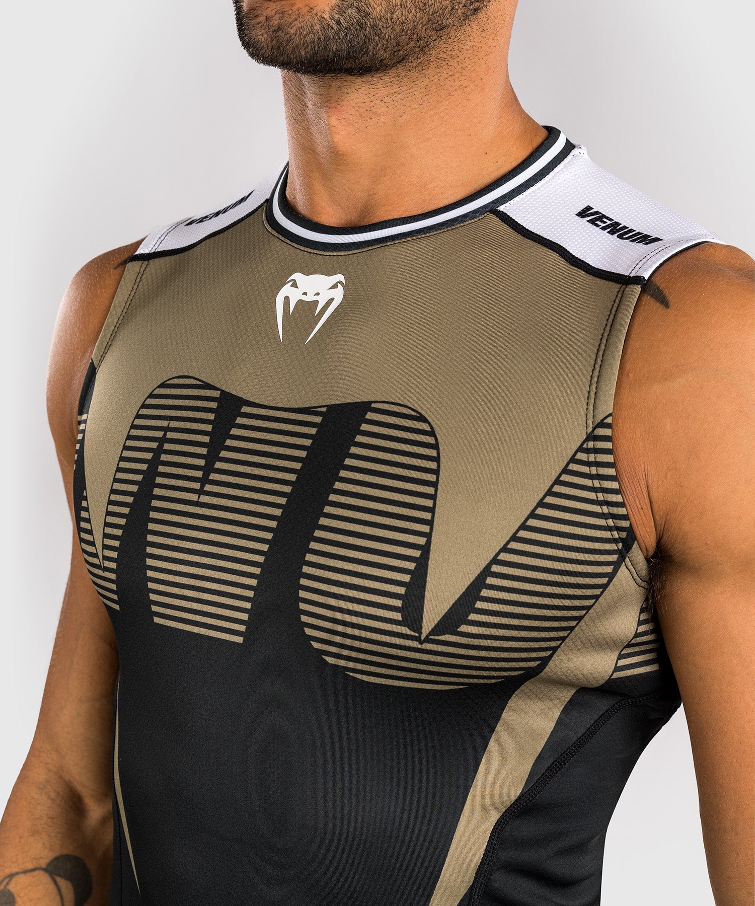 Venum Adrenaline Men's Sleeveless Rash Guard - Image 8