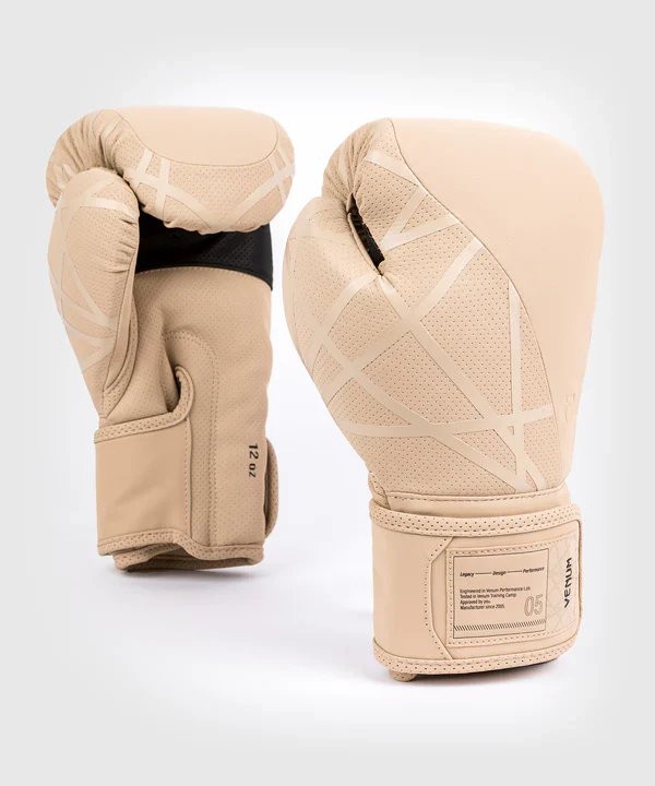 Venum Tecmo 2.0 Boxing Gloves - Image 10